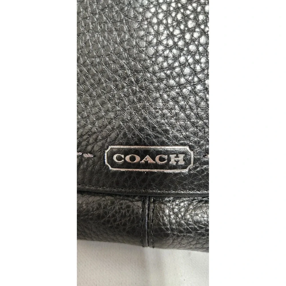 Coach Campbell Black Pebbled Leather Wristlet Teal Interior Card Silver Hardware
